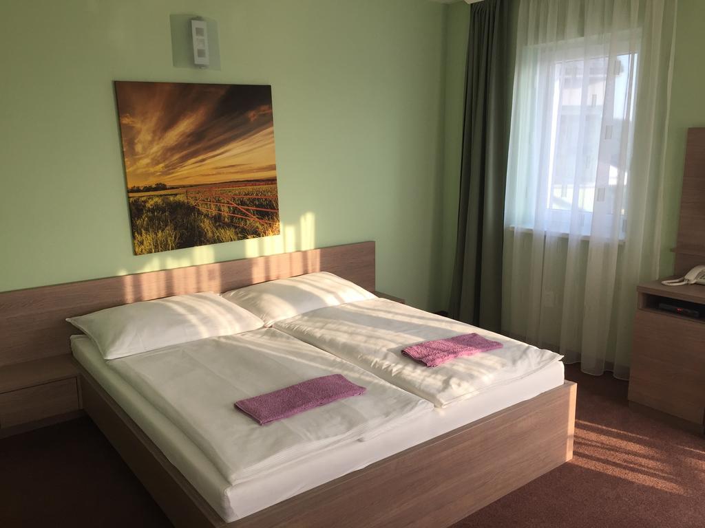 Wellness Pension Inovec Jalsove Camera foto