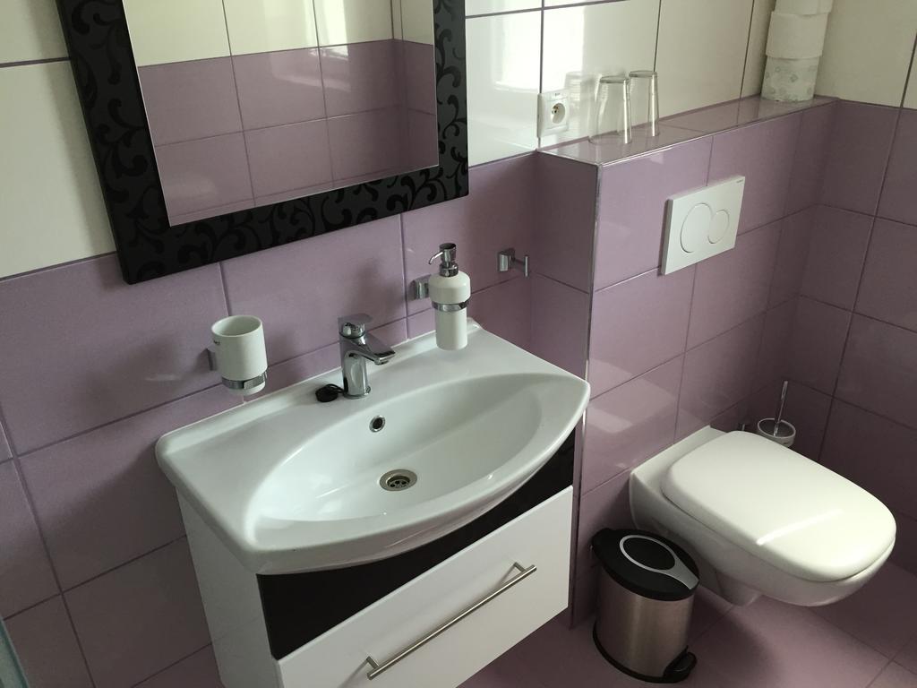 Wellness Pension Inovec Jalsove Camera foto