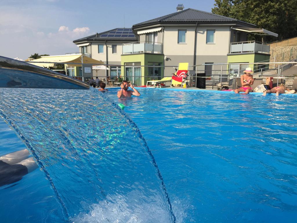 Wellness Pension Inovec Jalsove Esterno foto