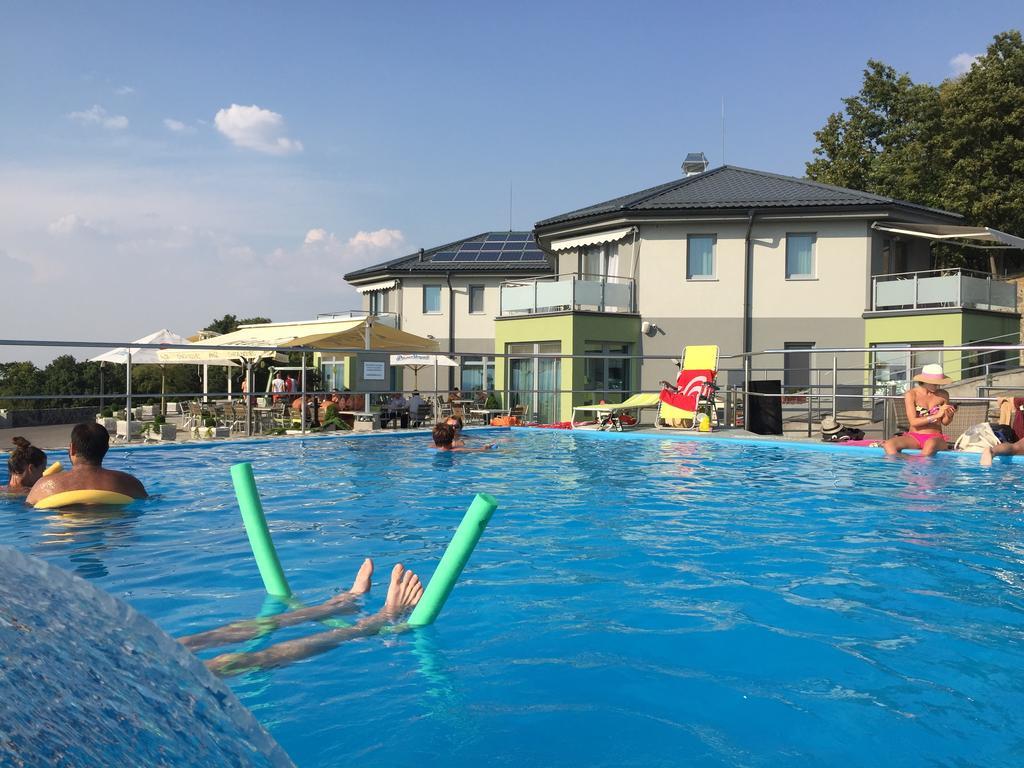 Wellness Pension Inovec Jalsove Esterno foto